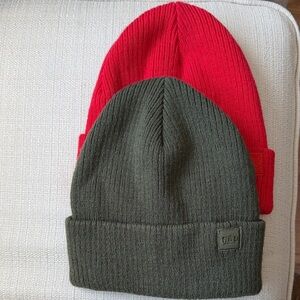 GAP Vibrant Red and Olive Knit Beanies
